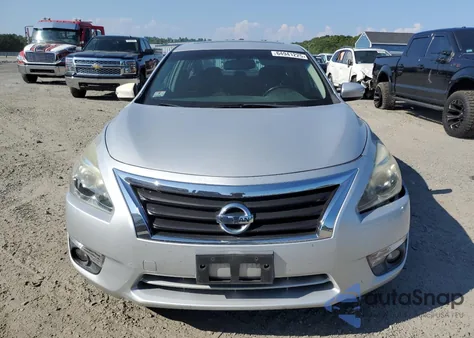 2013 Nissan Altima 2.5 from USA, damaged, VIN 1N4AL3AP9DC915870